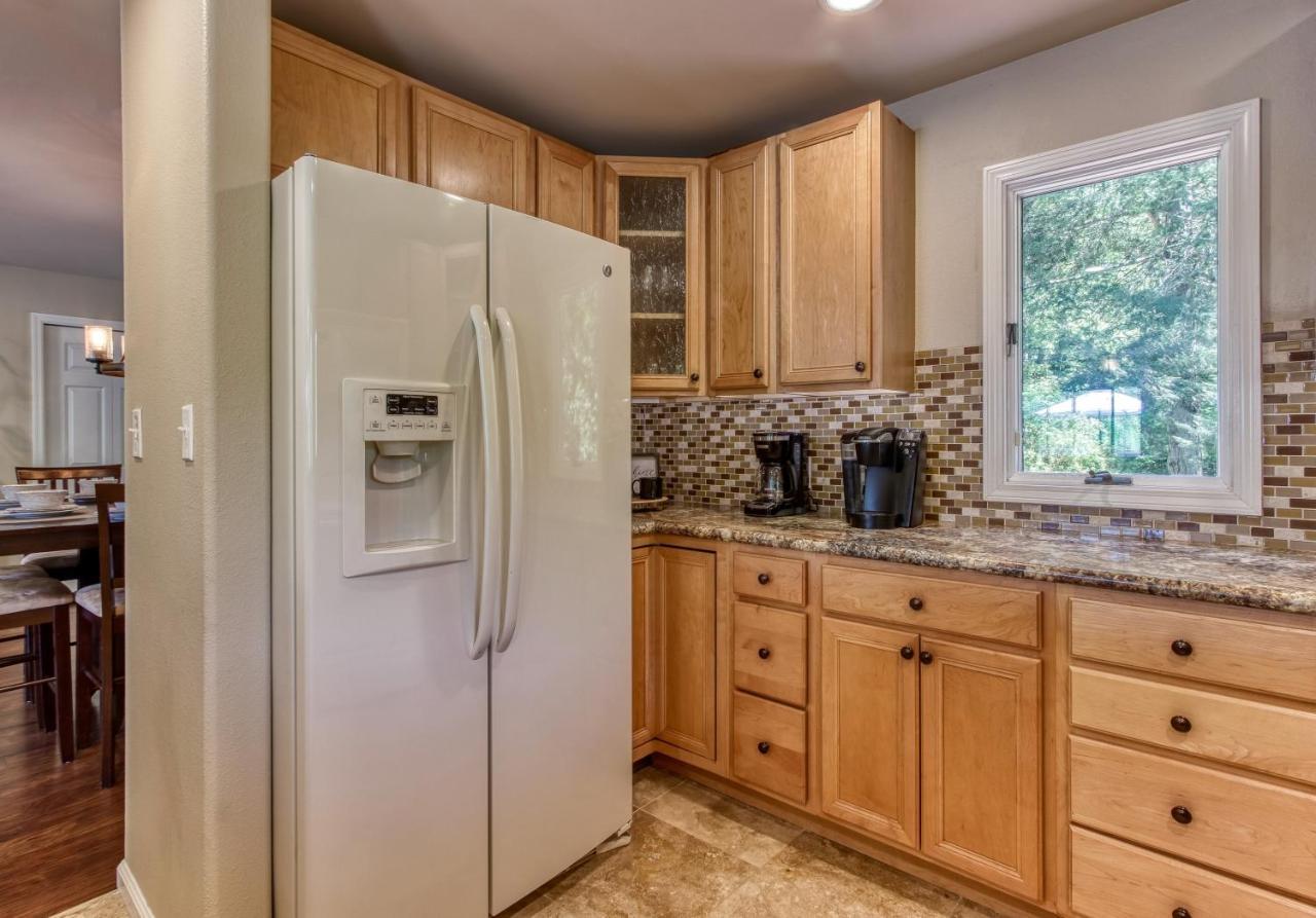 Memorable "Deer & Doe" By Honeybearcabins 4Br 3Ba, Mountain View Deck, Farmhouse Decor, Fireplace, 3 Acres 塞维尔维尔 外观 照片