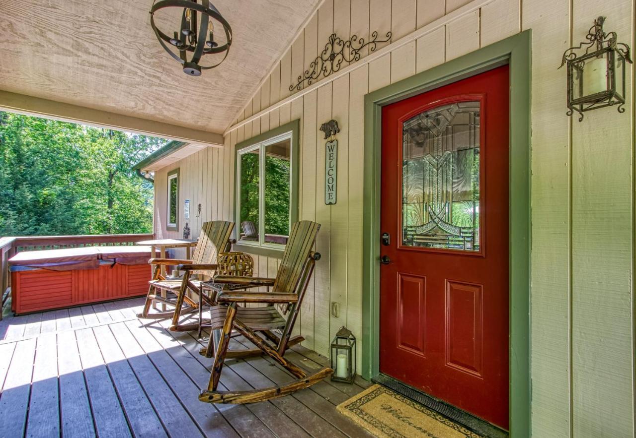 Memorable "Deer & Doe" By Honeybearcabins 4Br 3Ba, Mountain View Deck, Farmhouse Decor, Fireplace, 3 Acres 塞维尔维尔 外观 照片